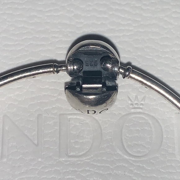 RETIRED Essence Bangle - Picture 3 of 5